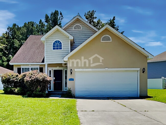 property at 830 Hyacinth Cir