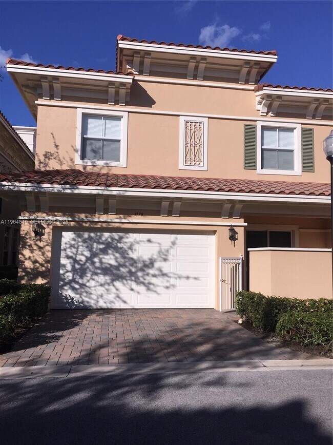 3170 NW 125th Way in Sunrise, FL - Building Photo - Building Photo