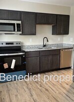 322 Lyndon Ct in Cedarville, OH - Building Photo