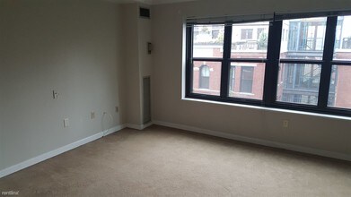 16 Harcourt St-Unit -# 5 in Boston, MA - Building Photo - Building Photo