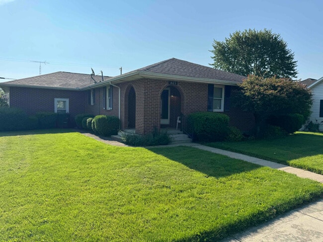 property at 403 S High St