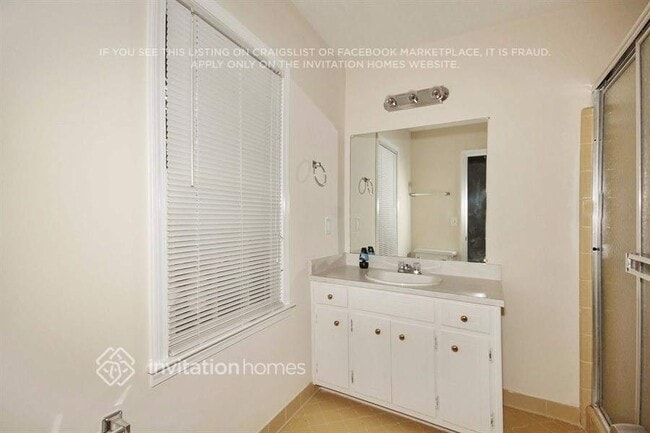 4640 Mountain Creek Dr in Roswell, GA - Building Photo - Building Photo