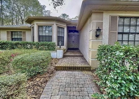 9020 Shenandoah Run in Zephyrhills, FL - Foto de edificio