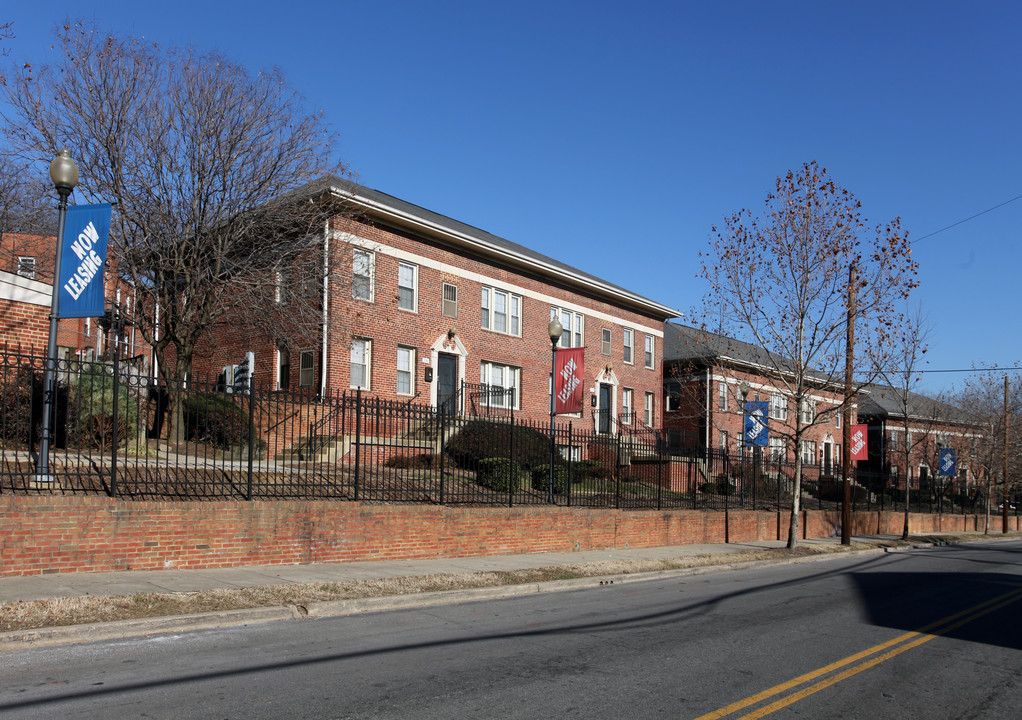 Oxon Run View Apartments in Washington, DC - Building Photo