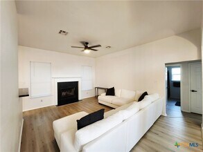 1212 Neuberry Cliffe in Temple, TX - Building Photo - Building Photo