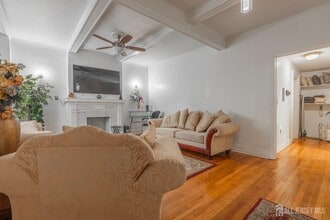 663 Dr Martin Luther King Jr Blvd in Newark, NJ - Building Photo - Building Photo
