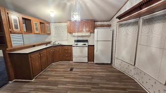 777 E Yerby St in Marshall, MO - Building Photo