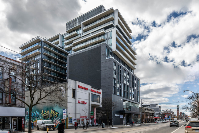 The College Condiminium At Spadina in Toronto, ON - Building Photo - Building Photo