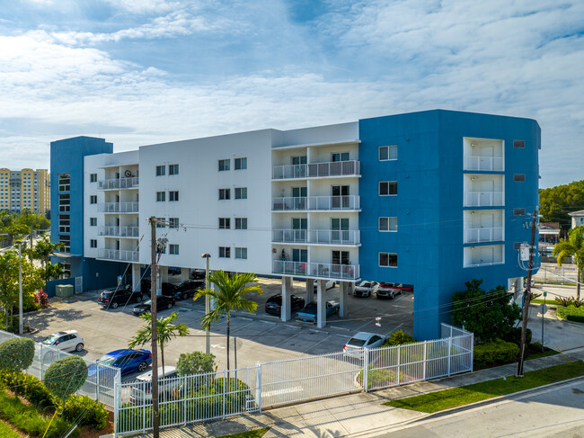 The Atrium at Spring Garden in Miami, FL - Building Photo - Building Photo