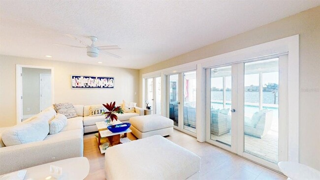 509 55th Ave in St Pete Beach, FL - Building Photo - Building Photo