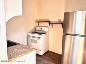 1105 Green Ridge St in Scranton, PA - Building Photo - Building Photo