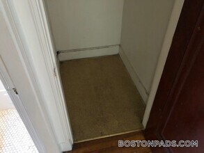 53 Fellsway W, Unit 2 in Medford, MA - Building Photo - Building Photo