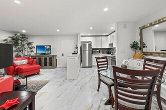 15449 Lakes of Delray Blvd, Unit 1020 in Delray Beach, FL - Building Photo - Building Photo