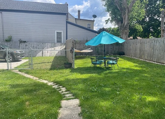 625 Milwaukee Ave NW in Grand Rapids, MI - Foto de edificio - Building Photo