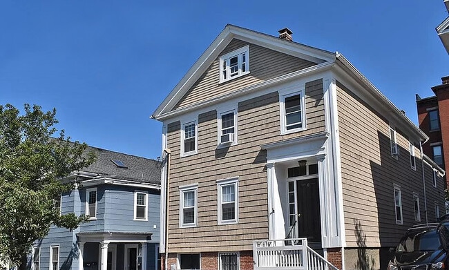 69 Arnold St, Unit 1st Fl.