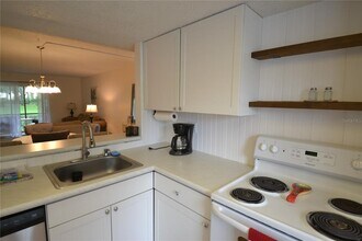 123 Cypress Ct in Oldsmar, FL - Building Photo - Building Photo