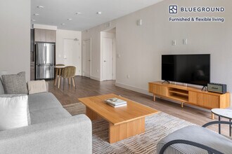 2280 W El Camino Real-Unit -FL2-ID1713 in Mountain View, CA - Building Photo - Building Photo