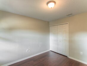 3667 Queens Cove Blvd in Winter Haven, FL - Building Photo - Building Photo