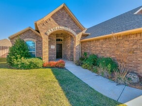 3820 Wickersham Dr in Edmond, OK - Building Photo - Building Photo