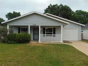 7928 Hull Ave in Dallas, TX - Building Photo - Building Photo