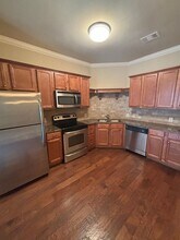 445 W Blount Ave-Unit -Apt 320 in Knoxville, TN - Foto de edificio - Building Photo