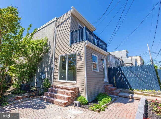 property at 802 Mangold St