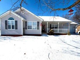 100 Fairway Hill in Bardstown, KY - Building Photo