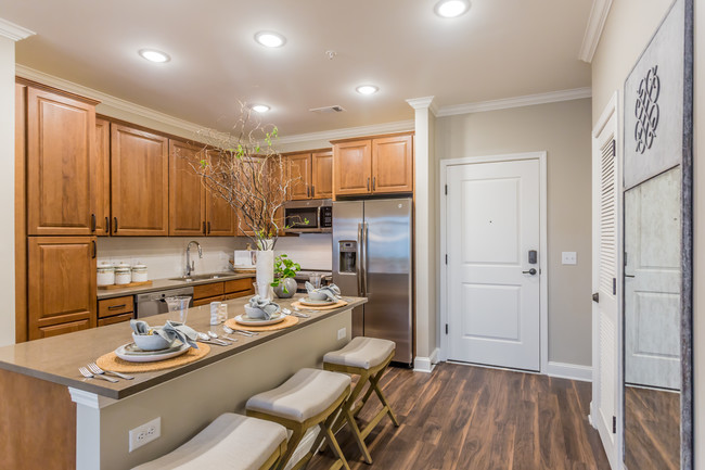 The Residences at Thornwood in Germantown, TN - Building Photo - Interior Photo