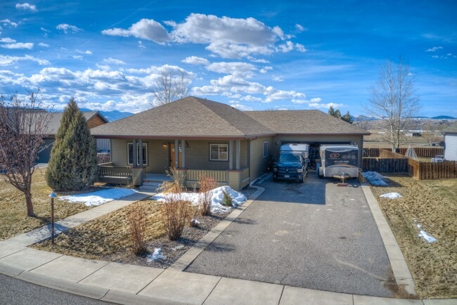 32 E Clara Ct in Bozeman, MT - Building Photo - Building Photo