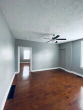 5859 Kellogg Ave, Unit 5859 in Cincinnati, OH - Building Photo - Building Photo