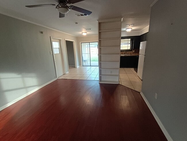 1666 N Rosedale Dr in Baton Rouge, LA - Building Photo - Building Photo