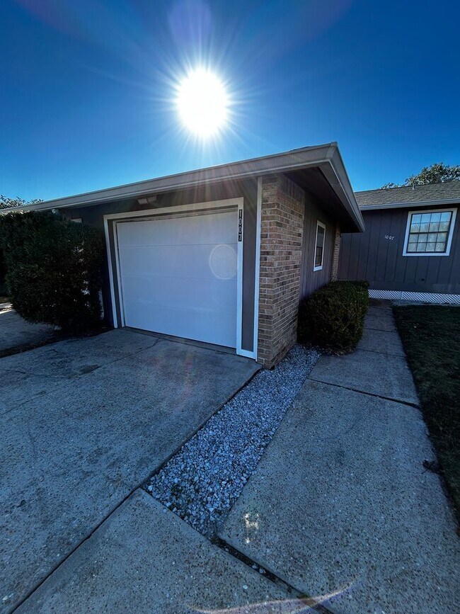 1007 11th Ct in Panama City, FL - Foto de edificio - Building Photo