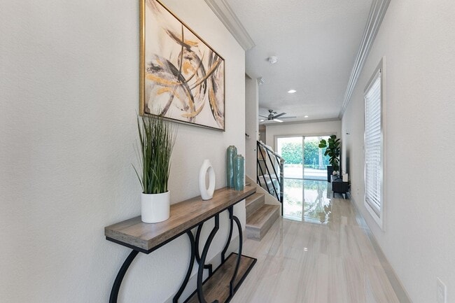 522 Lucky Ln in Delray Beach, FL - Foto de edificio - Building Photo