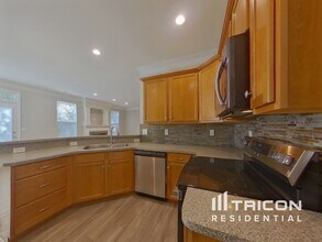 12927 Rothe House Rd in Charlotte, NC - Building Photo - Building Photo