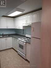 22 Palmer Dr in Ajax, ON - Building Photo - Building Photo