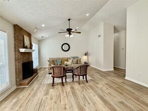 3267 Summit Glen Dr in Loganville, GA - Building Photo - Building Photo