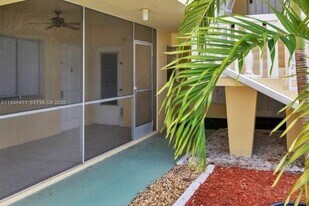 2101 NE 68th St, Unit Unit#103 in Fort Lauderdale, FL - Building Photo