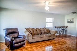 903 S 6th in Kingfisher, OK - Building Photo - Building Photo
