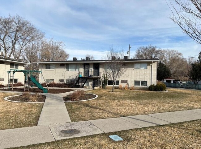 272 N Center St, Unit #1