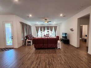 14007 Hartford Heights Wy in Rosharon, TX - Building Photo - Building Photo