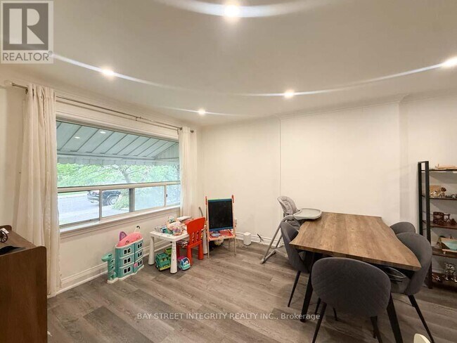 property at 315 Laird Dr