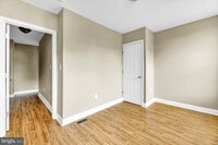 2414 Baker St photo'