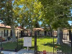 3723 Jasmine St in Sacramento, CA - Building Photo
