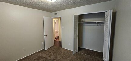 125 Astoria Dr in Cedar Hill, TX - Building Photo - Building Photo