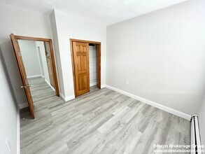 168 Gove St, Unit 1 in Boston, MA - Building Photo - Building Photo