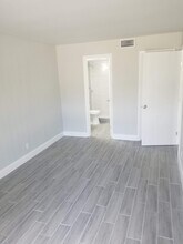 7750 Taft St in Pembroke Pines, FL - Building Photo - Building Photo