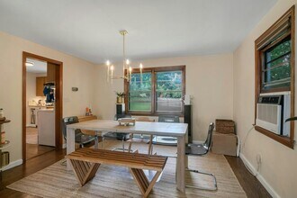 25 Fenwick Rd in Hastings On Hudson, NY - Building Photo - Building Photo
