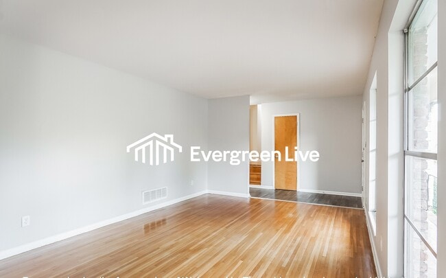 723 Gramor Dr in Bessemer, AL - Building Photo - Building Photo