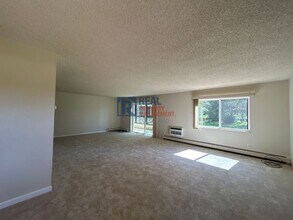13901 E Marina Dr in Aurora, CO - Building Photo - Building Photo