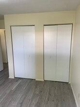 9 Balfour Cres in Kitchener, ON - Building Photo - Building Photo
